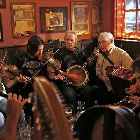 Oceanview Glamping Pod