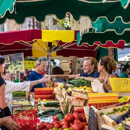 Oceanview Glamping Pod ロッジ