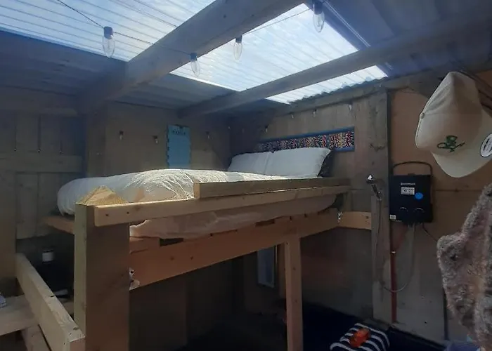 Oceanview Glamping Pod Lodge